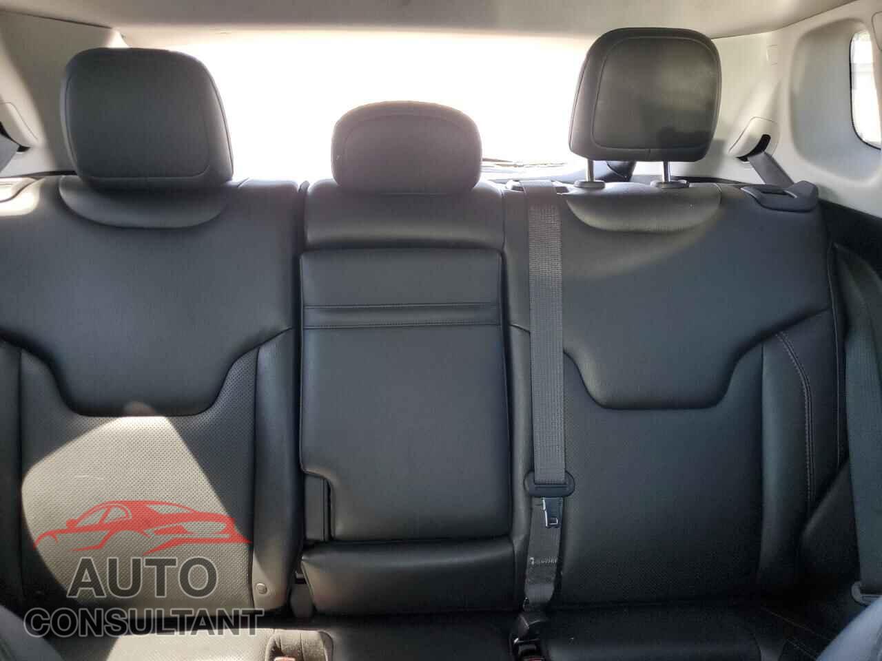 JEEP COMPASS 2019 - 3C4NJDCBXKT649978