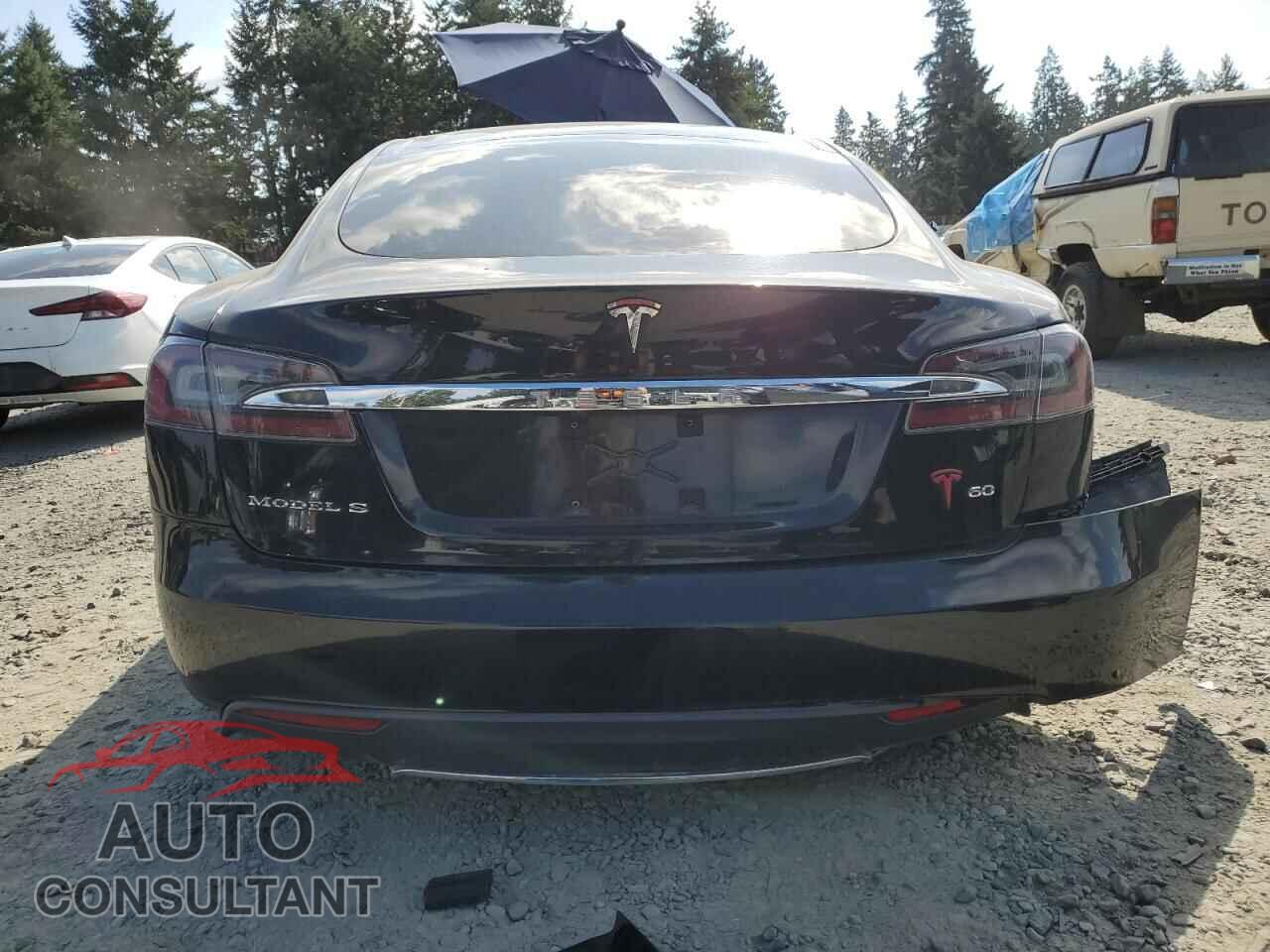 TESLA MODEL S 2013 - 5YJSA1BG1DFP08450
