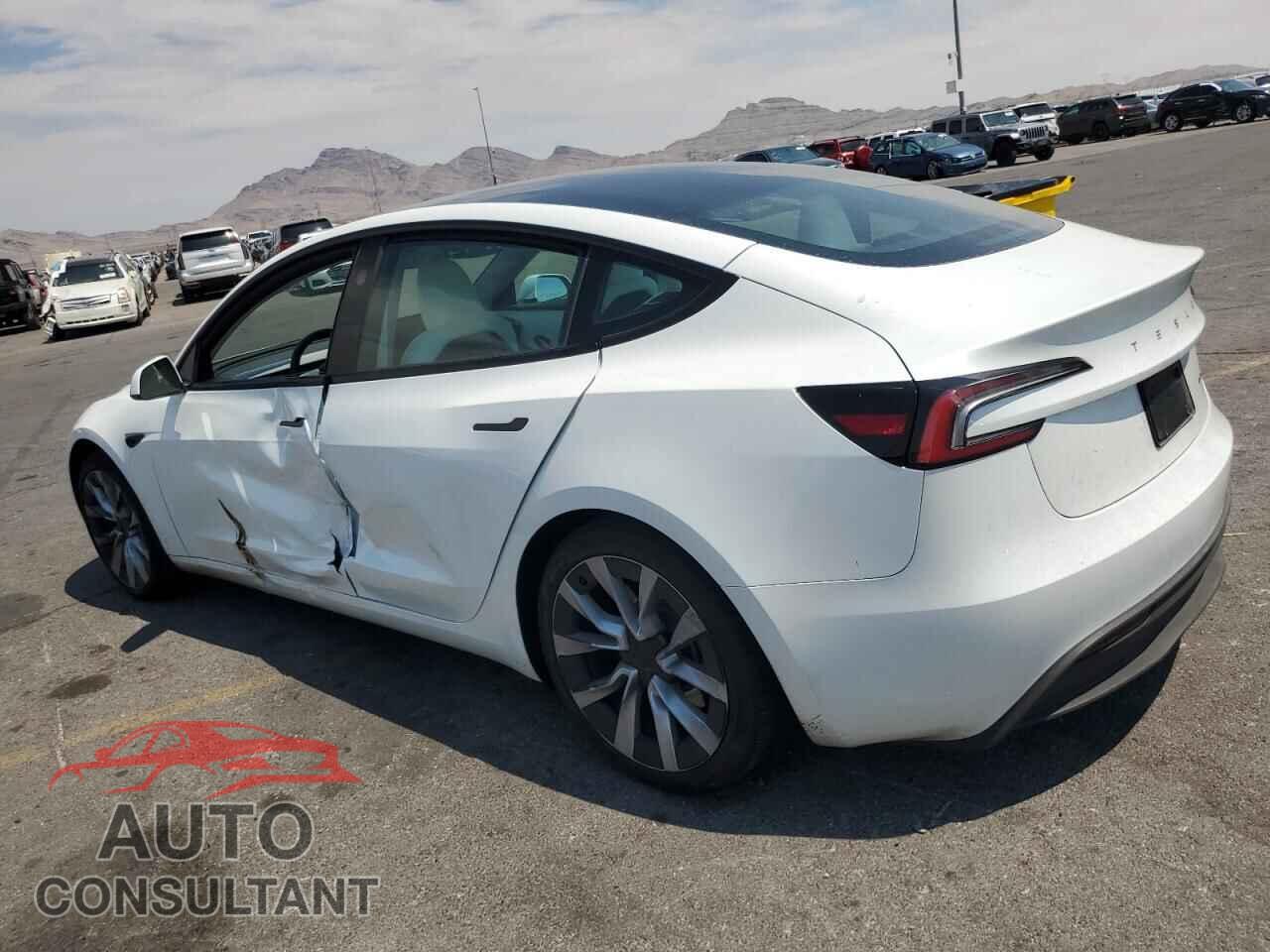 TESLA MODEL 3 2024 - 5YJ3E1EB9RF846236