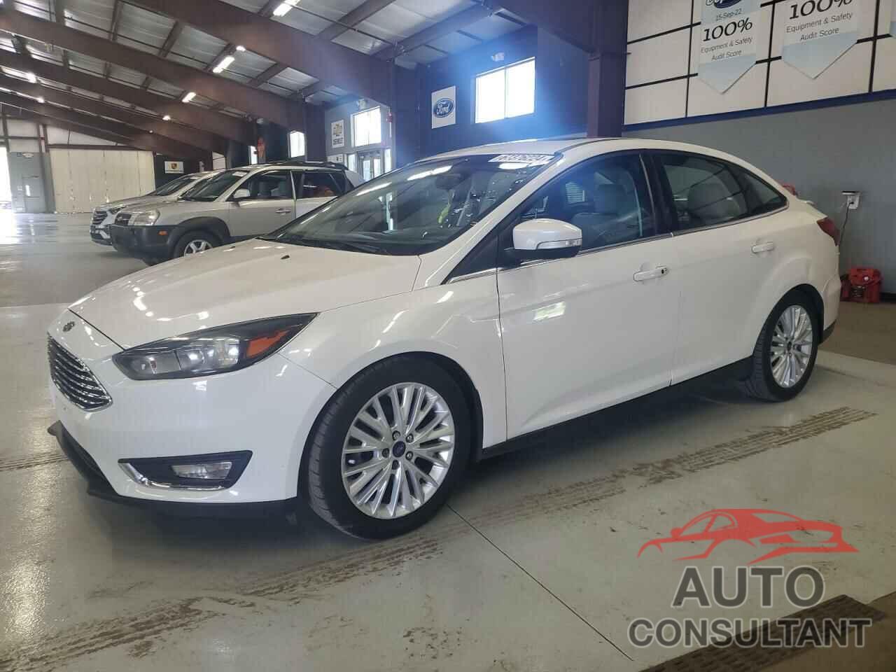 FORD FOCUS 2018 - 1FADP3J27JL323918