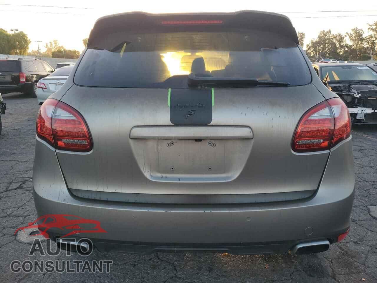 PORSCHE CAYENNE 2012 - WP1AE2A29CLA90588