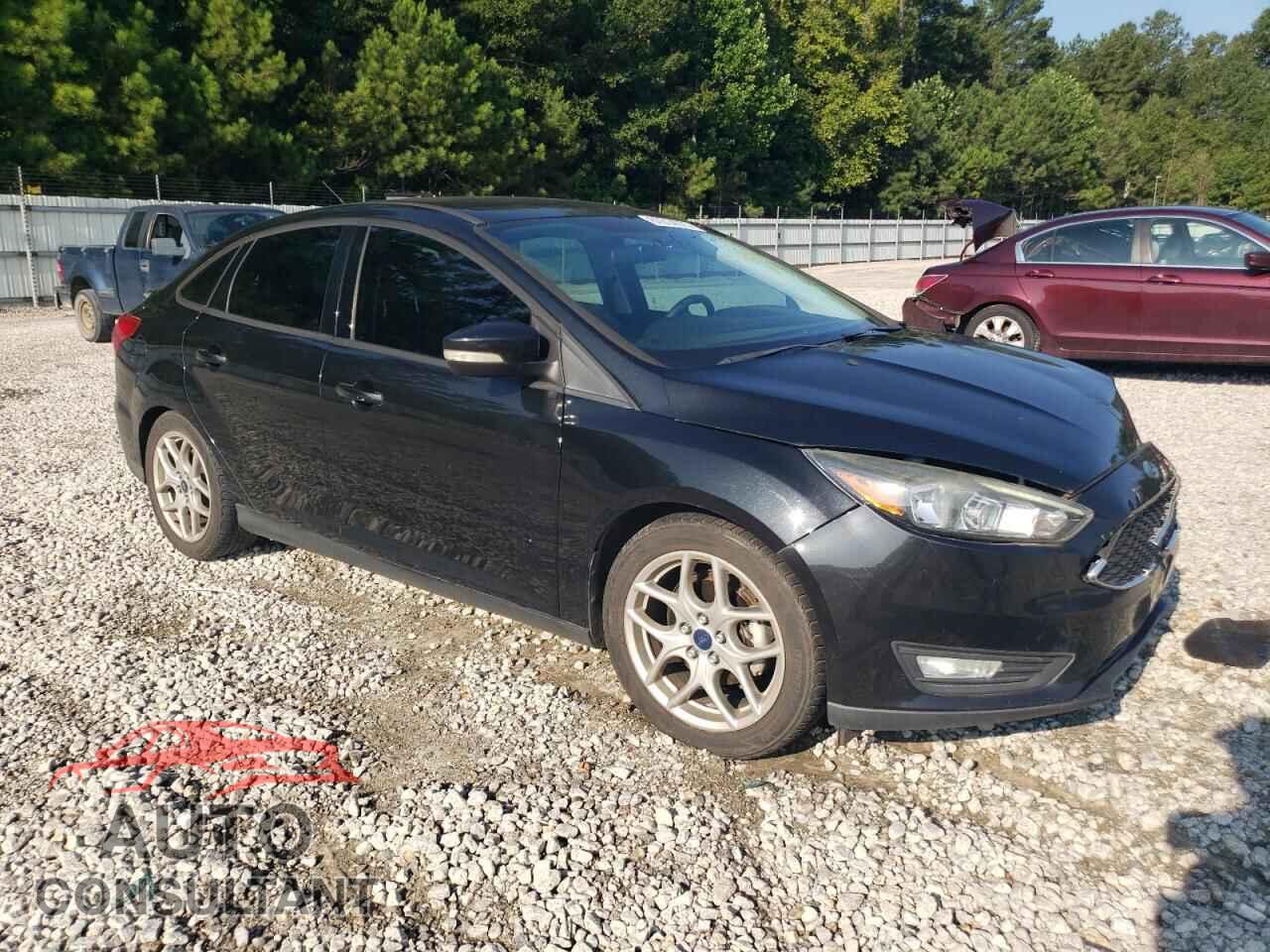 FORD FOCUS 2015 - 1FADP3F27FL227271