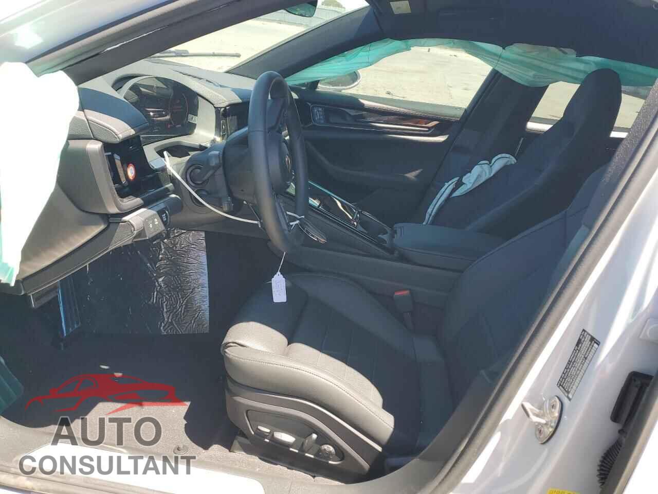 PORSCHE PANAMERA 2024 - WP0AA2YA1RL005147