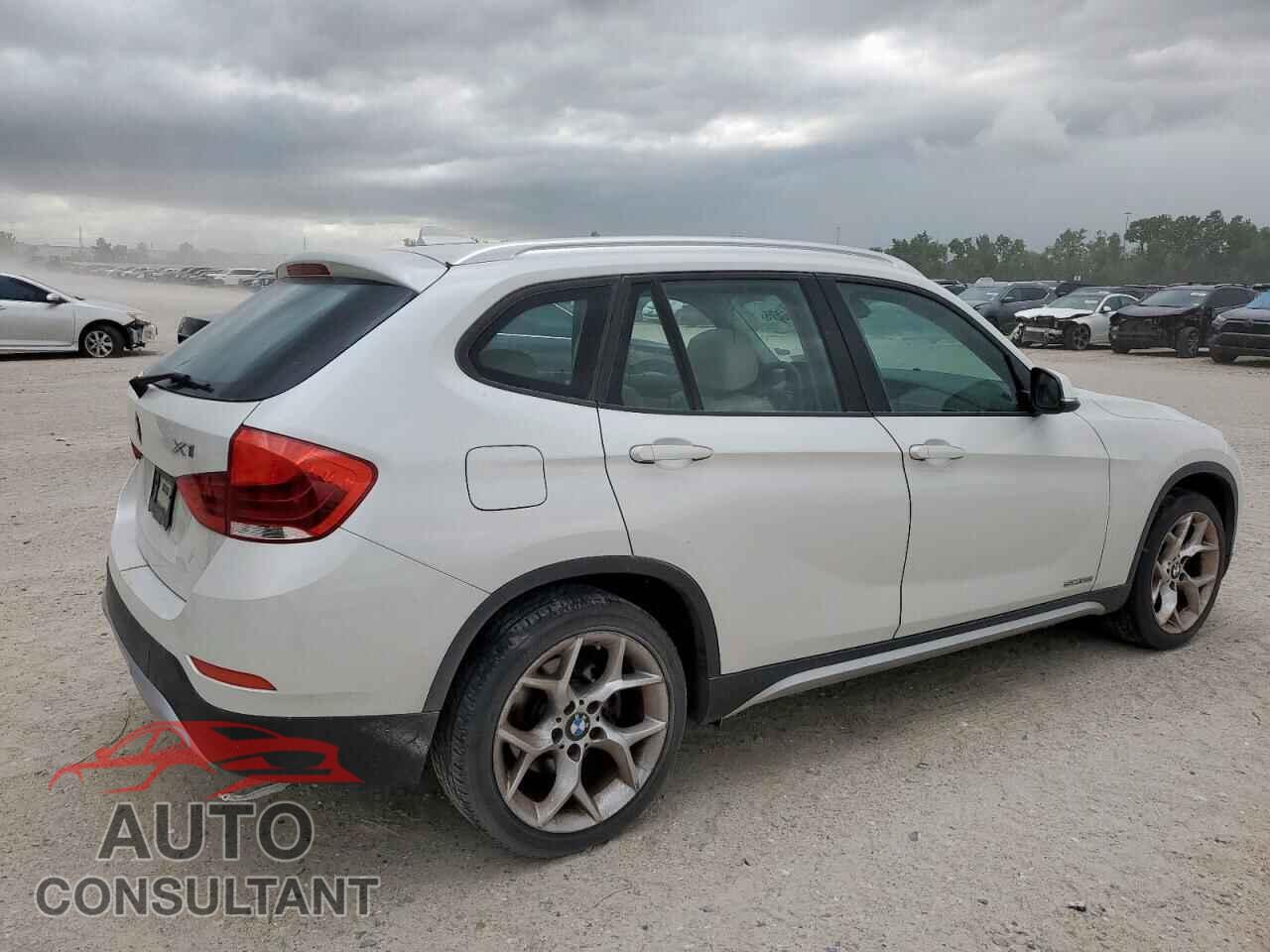 BMW X1 2015 - WBAVM1C56FVW57367