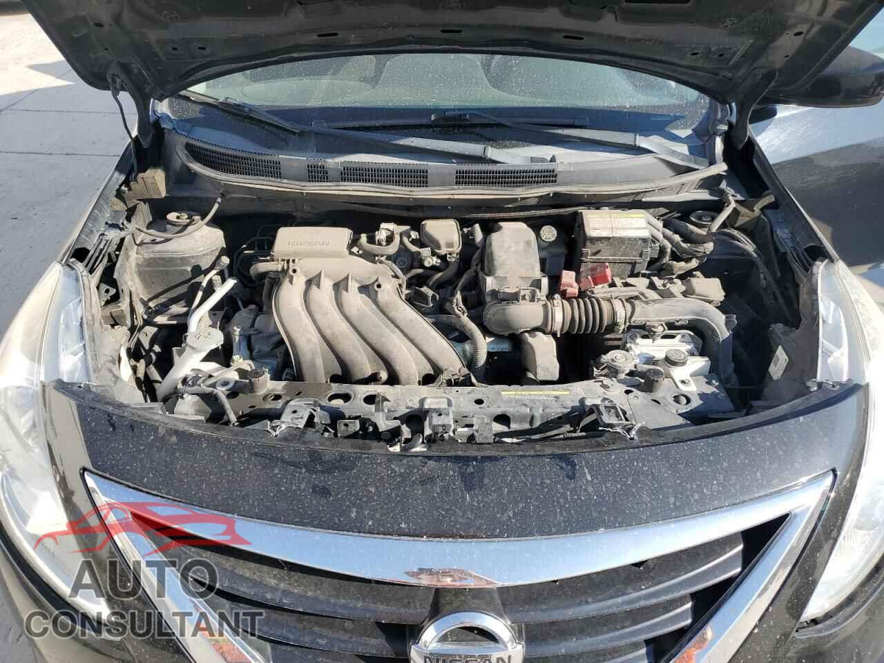 NISSAN VERSA 2018 - 3N1CN7AP3JL873896