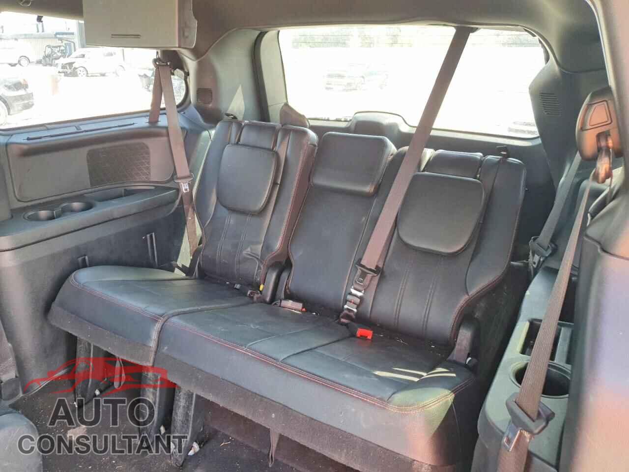 DODGE CARAVAN 2017 - 2C4RDGEG8HR765906