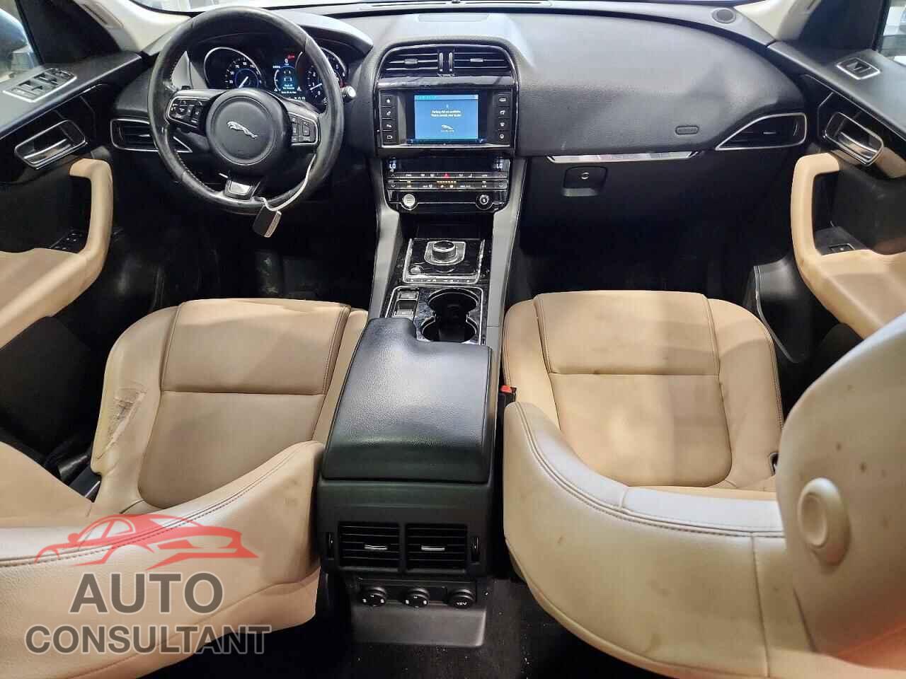 JAGUAR F-PACE 2017 - SADCJ2BV1HA892882