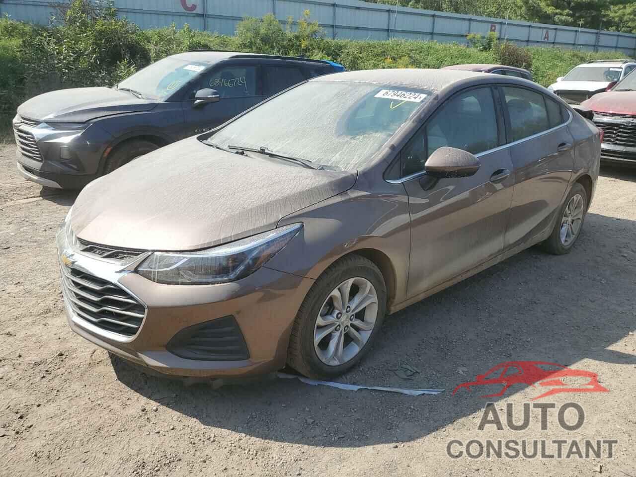 CHEVROLET CRUZE 2019 - 1G1BE5SM0K7122822