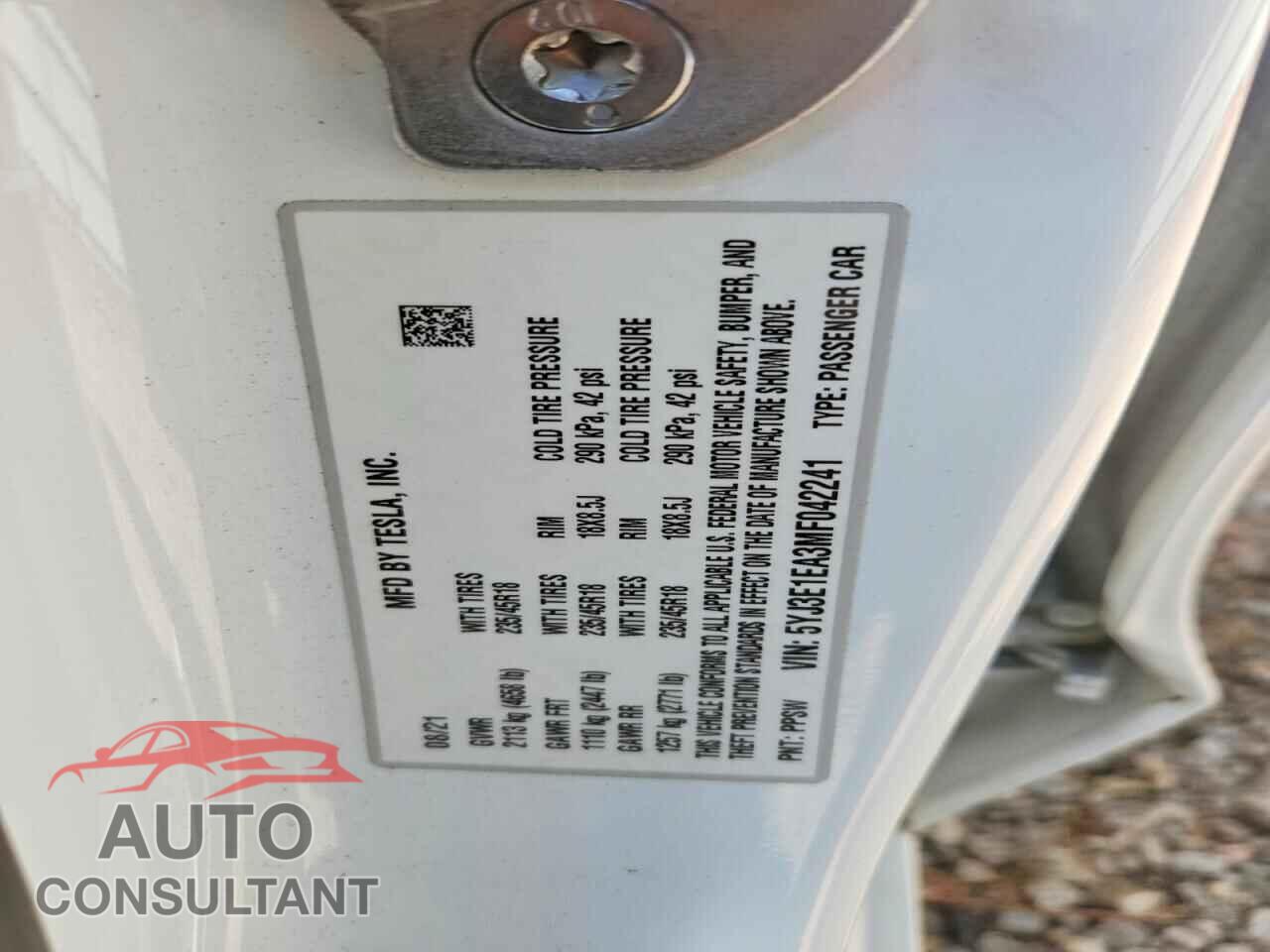 TESLA MODEL 3 2021 - 5YJ3E1EA3MF042241