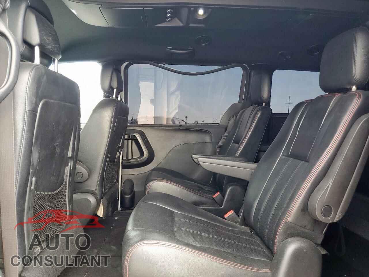 DODGE CARAVAN 2019 - 2C4RDGEG7KR696052