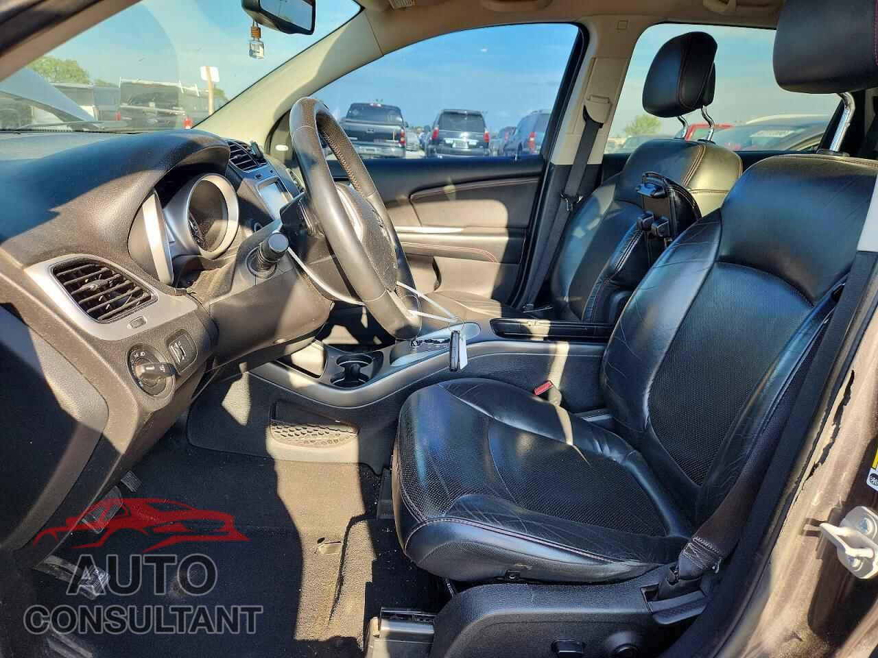 DODGE JOURNEY 2015 - 3C4PDCEG7FT661658