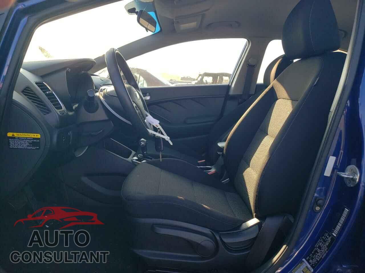 KIA FORTE 2018 - 3KPFK4A73JE213654