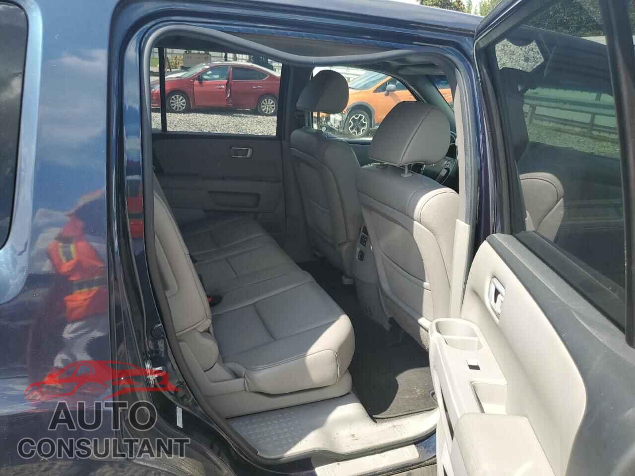 HONDA PILOT 2012 - 5FNYF4H56CB036841