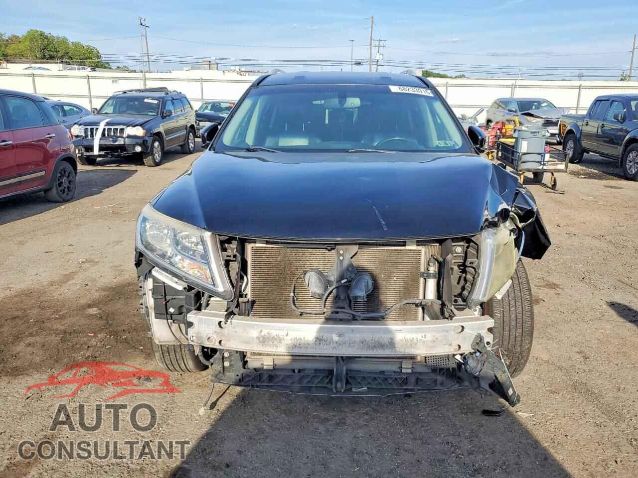 NISSAN PATHFINDER 2013 - 5N1AR2MM7DC677159