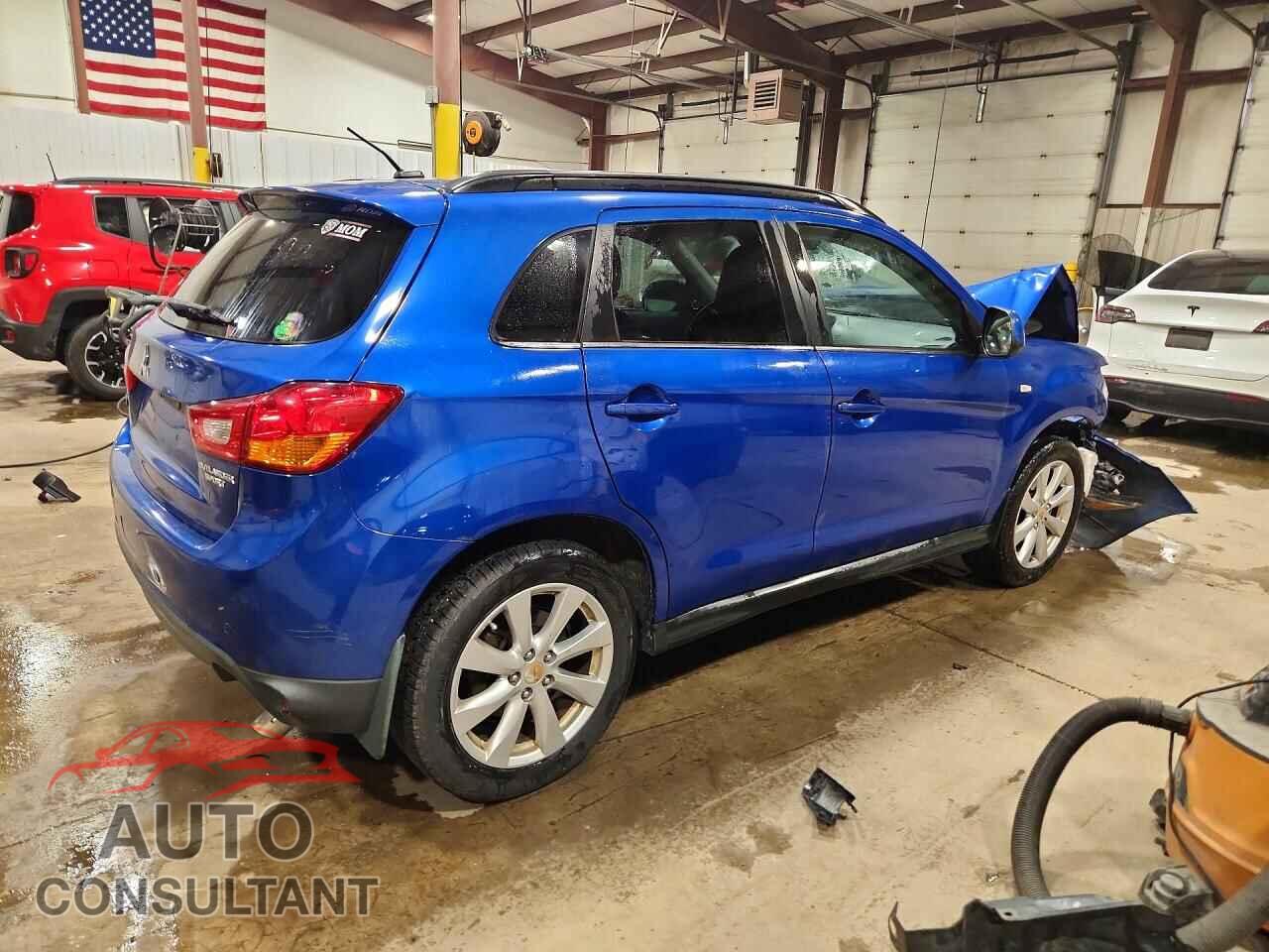MITSUBISHI OUTLANDER 2015 - 4A4AR4AU7FE010113