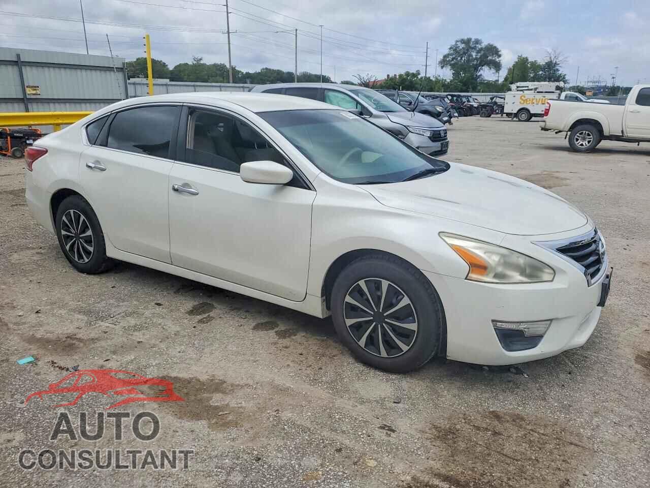 NISSAN ALTIMA 2013 - 1N4AL3AP1DC904460