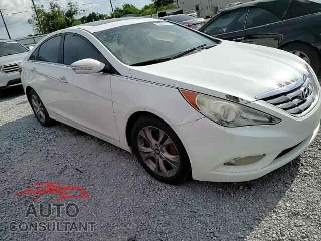 HYUNDAI SONATA 2011 - 5NPEC4AC3BH115887