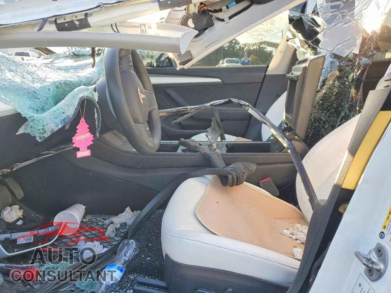 TESLA MODEL 3 2022 - 5YJ3E1EA2NF129680