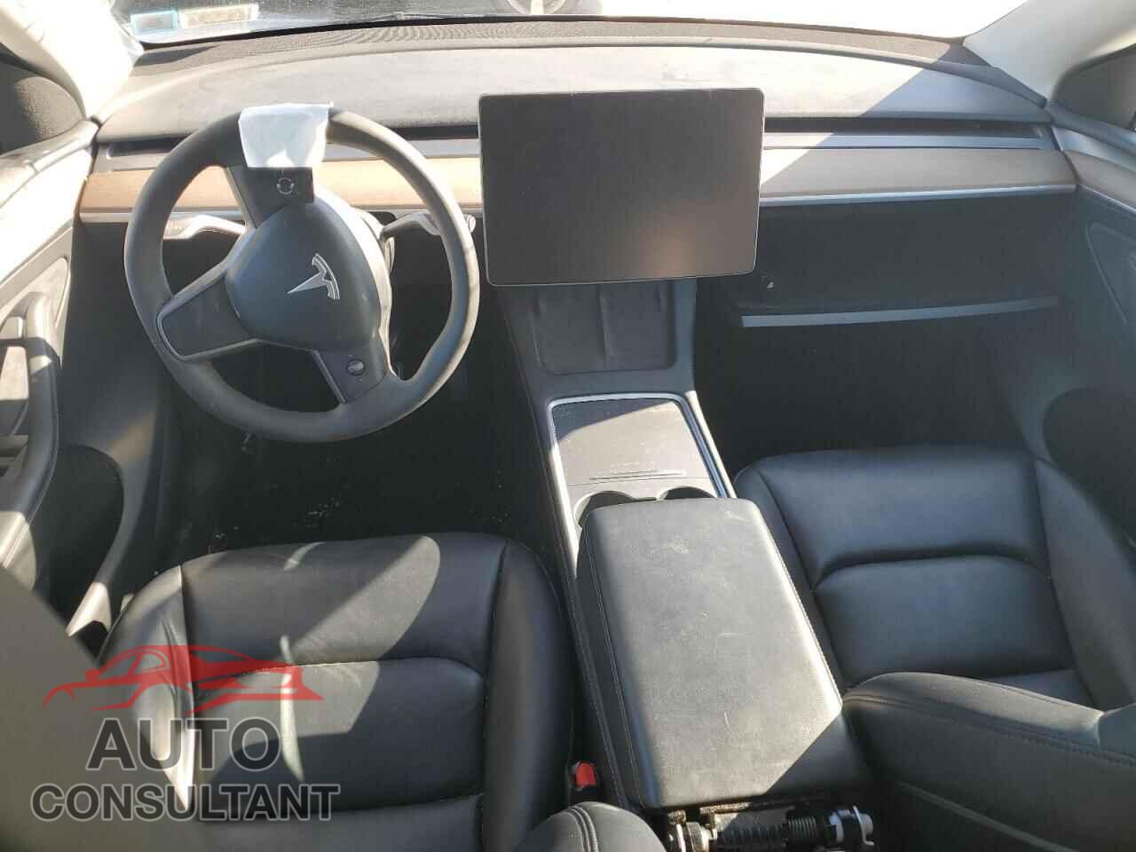 TESLA MODEL Y 2023 - 7SAYGDEE6PF705569