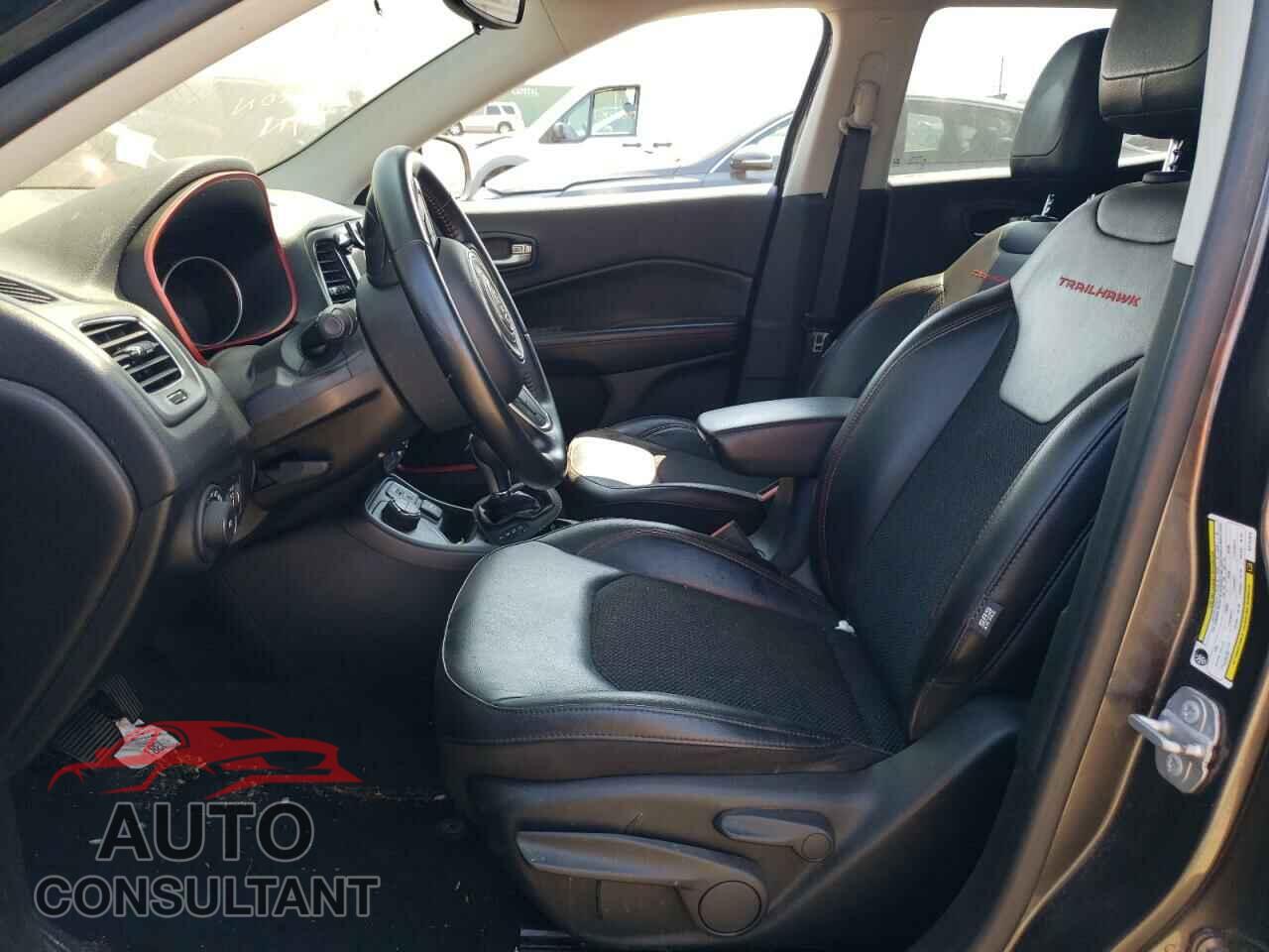 JEEP COMPASS 2019 - 3C4NJDDB3KT747975