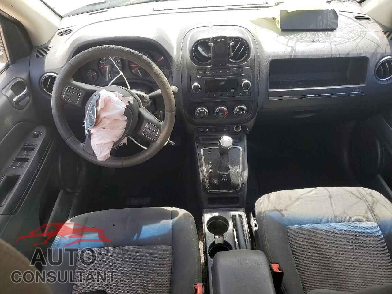 JEEP COMPASS 2013 - 1C4NJCEB5DD141059