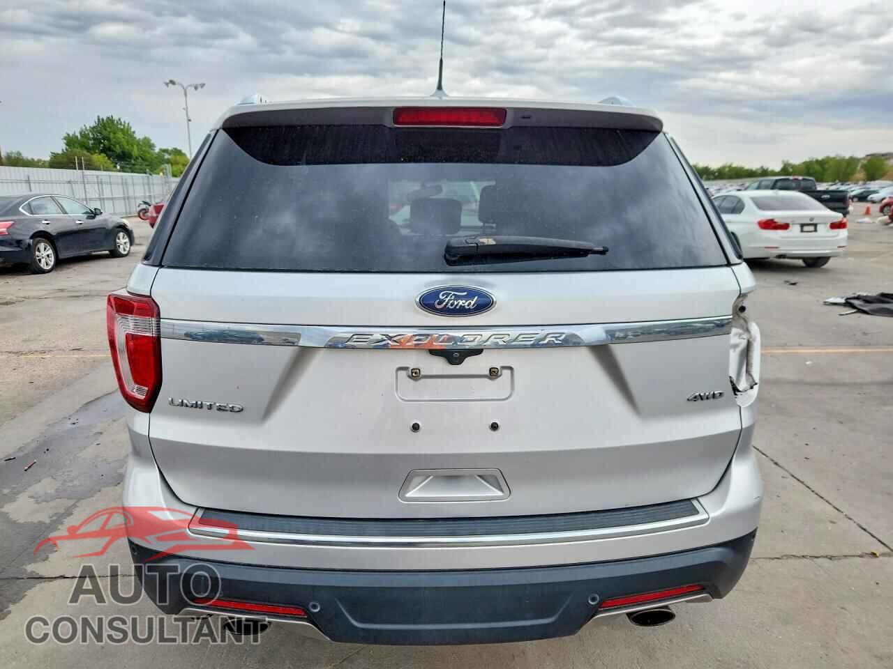FORD EXPLORER 2018 - 1FM5K8F80JGB10739