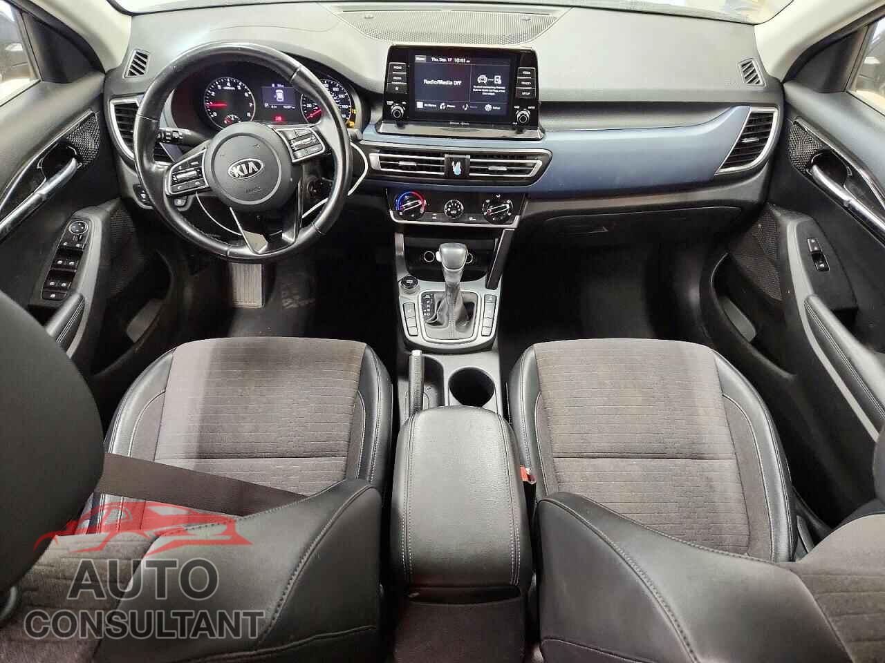 KIA SELTOS 2021 - KNDEUCA26M7088111