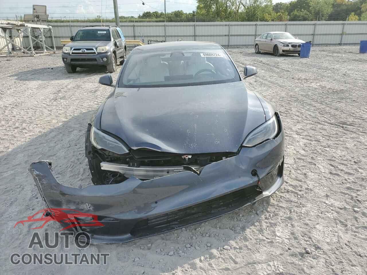 TESLA MODEL S 2023 - 5YJSA1E52PF500527