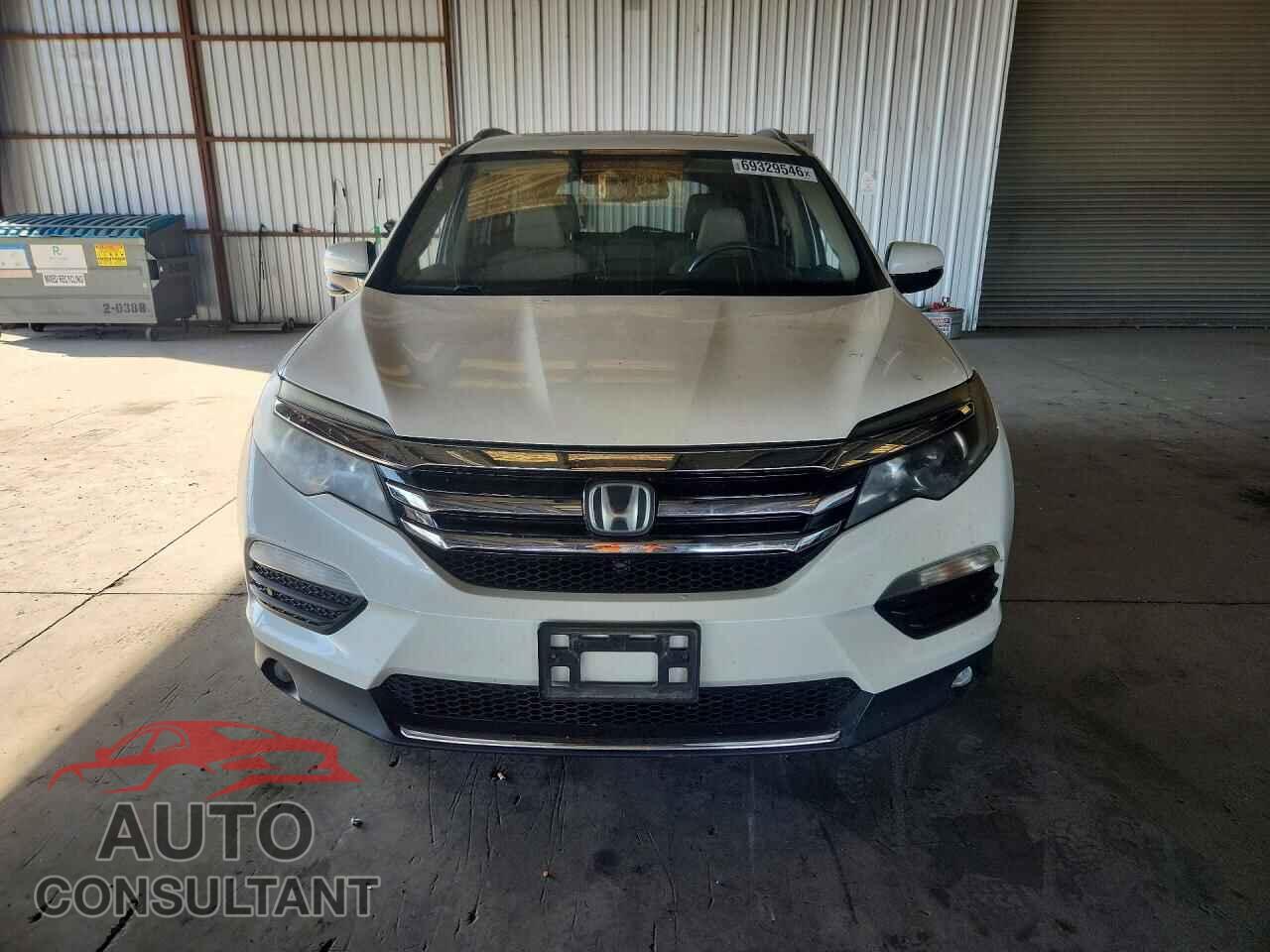 HONDA PILOT 2017 - 5FNYF6H94HB003262