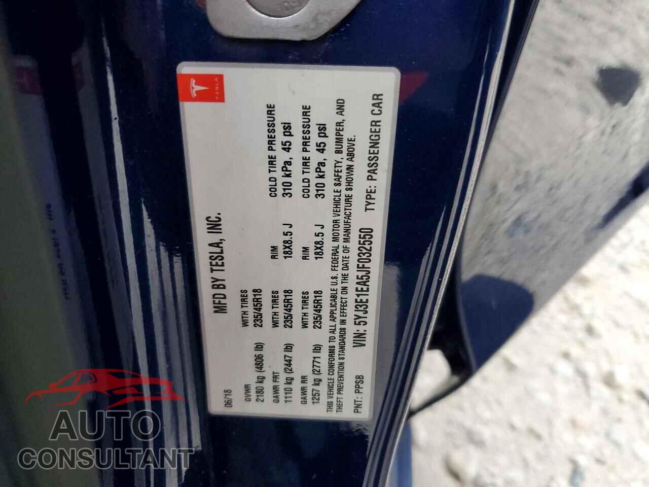 TESLA MODEL 3 2018 - 5YJ3E1EA5JF032550