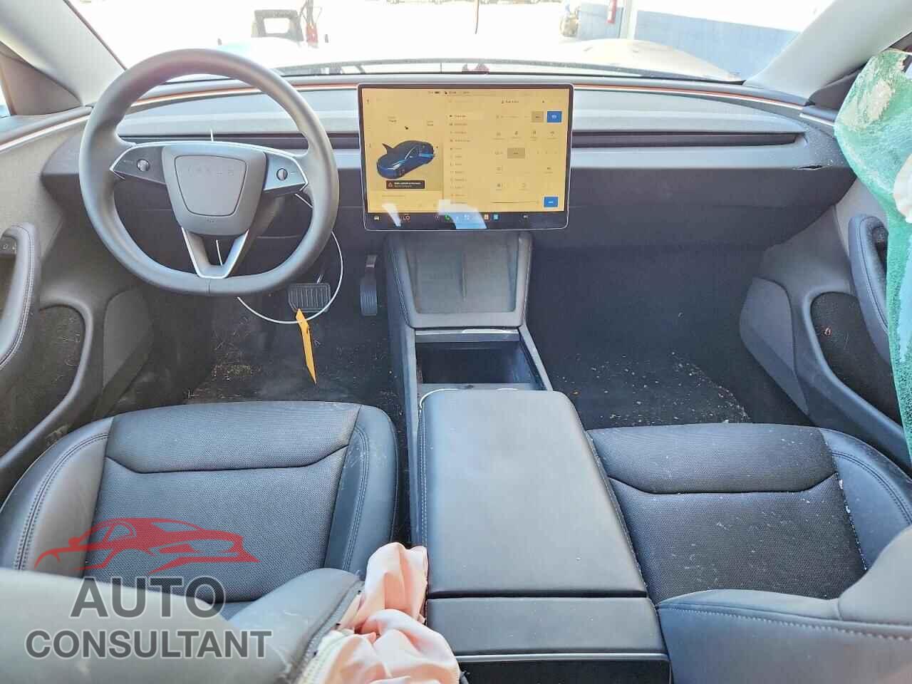 TESLA MODEL 3 2025 - 5YJ3E1EA0SF920415