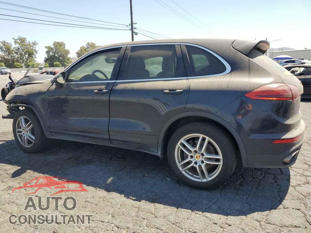 PORSCHE CAYENNE 2016 - WP1AA2A25GKA10775
