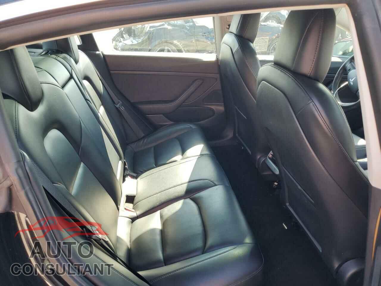 TESLA MODEL 3 2020 - 5YJ3E1EA3LF803347