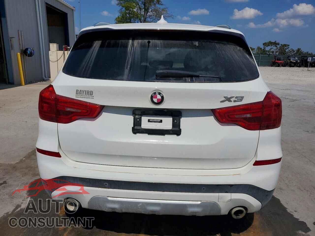 BMW X3 2018 - 5UXTR9C55JLD58663