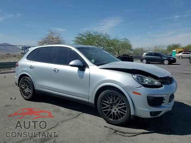 PORSCHE CAYENNE 2017 - WP1AA2A2XHKA86672