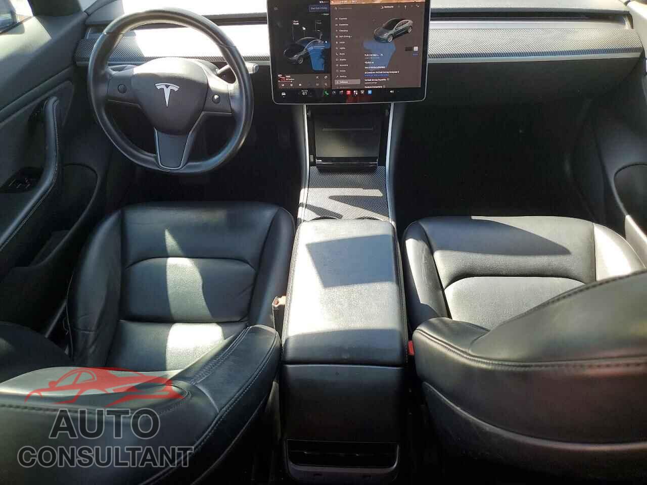 TESLA MODEL 3 2018 - 5YJ3E1EAXJF157592