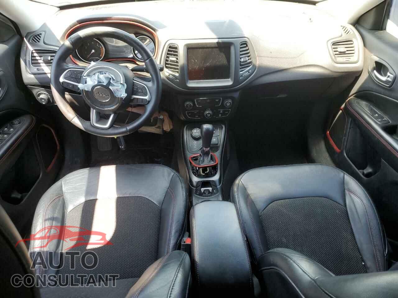 JEEP COMPASS 2017 - 3C4NJDDB4HT666315