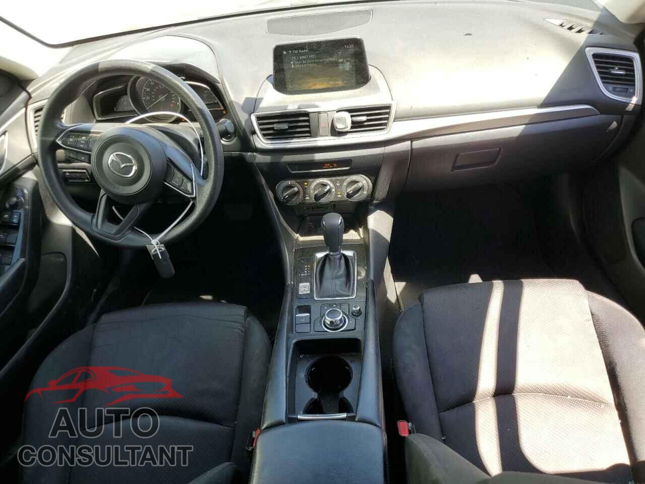 MAZDA 3 2017 - 3MZBN1U74HM108411