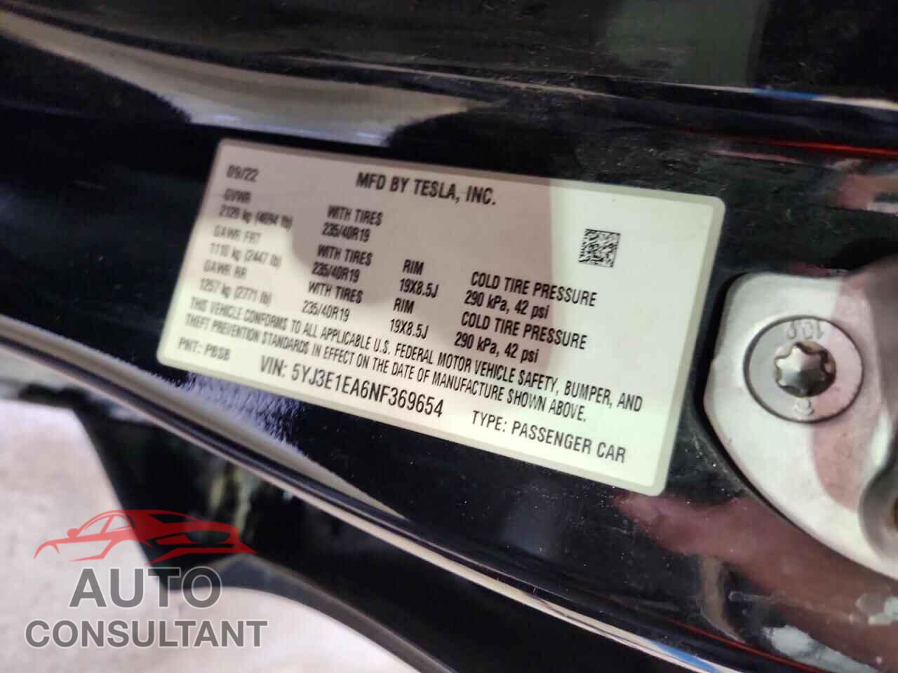 TESLA MODEL 3 2022 - 5YJ3E1EA6NF369654