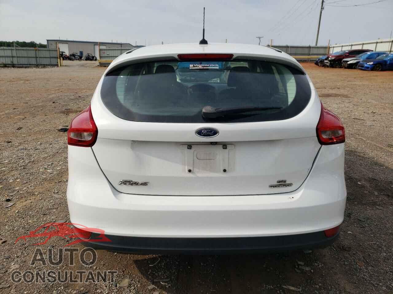 FORD FOCUS 2016 - 1FADP3K27GL204340