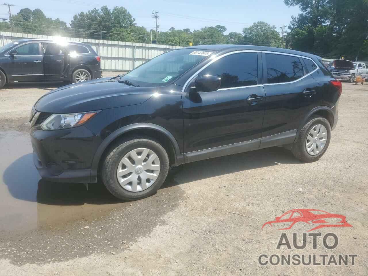 NISSAN ROGUE 2018 - JN1BJ1CP4JW151011