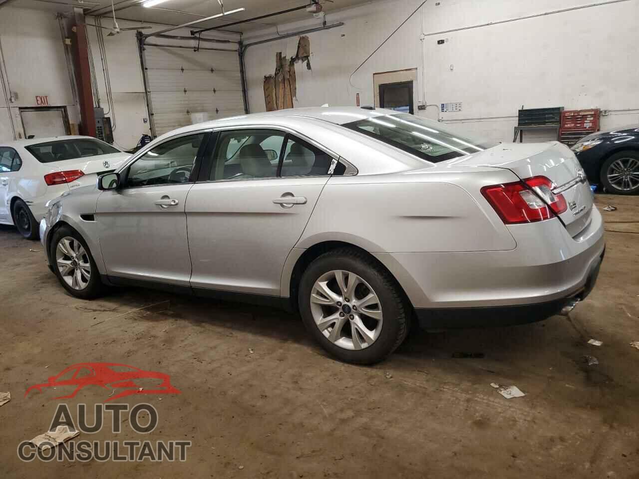 FORD TAURUS 2010 - 1FAHP2EW8AG129805
