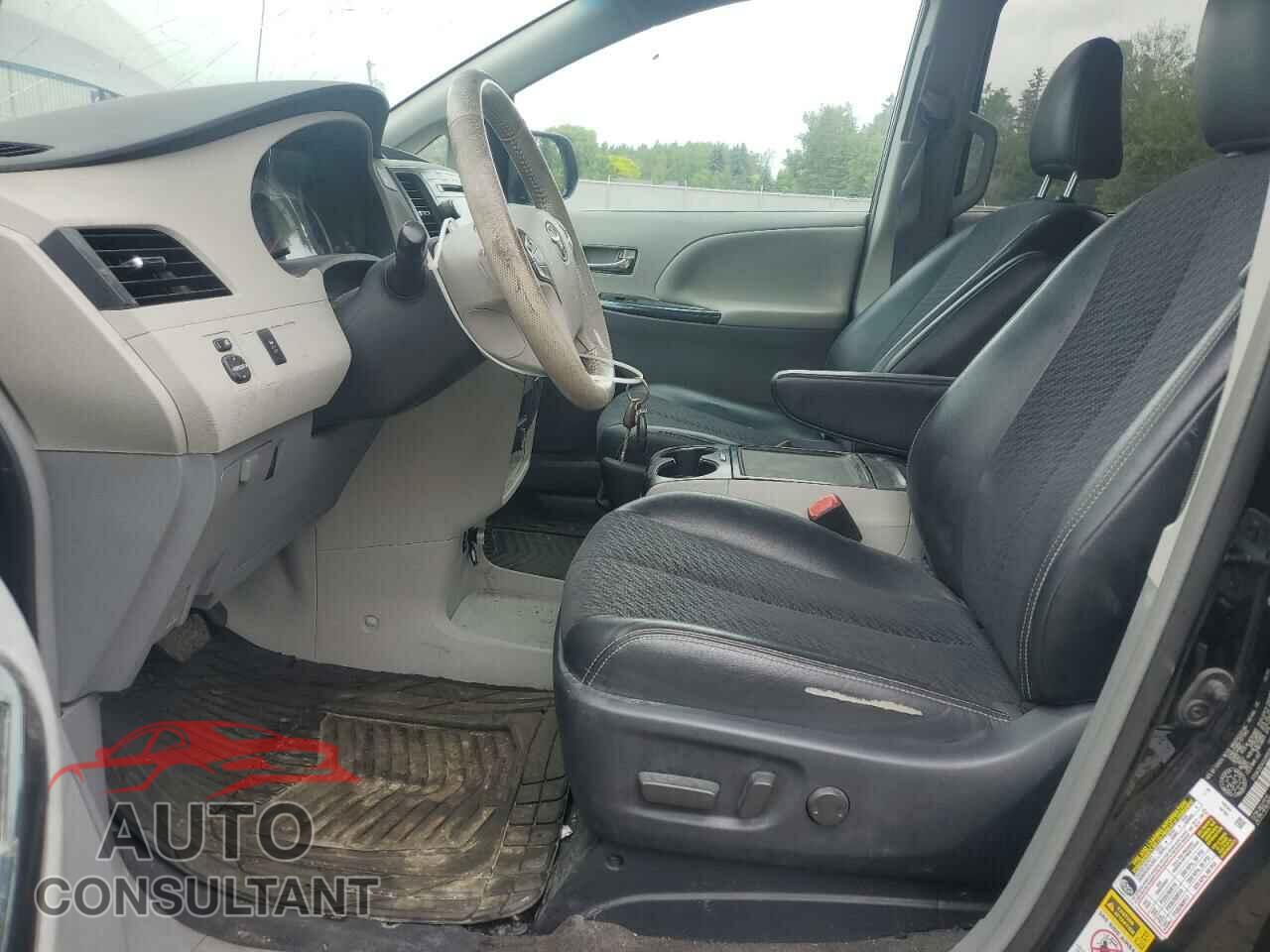 TOYOTA SIENNA 2012 - 5TDXK3DC4CS200976