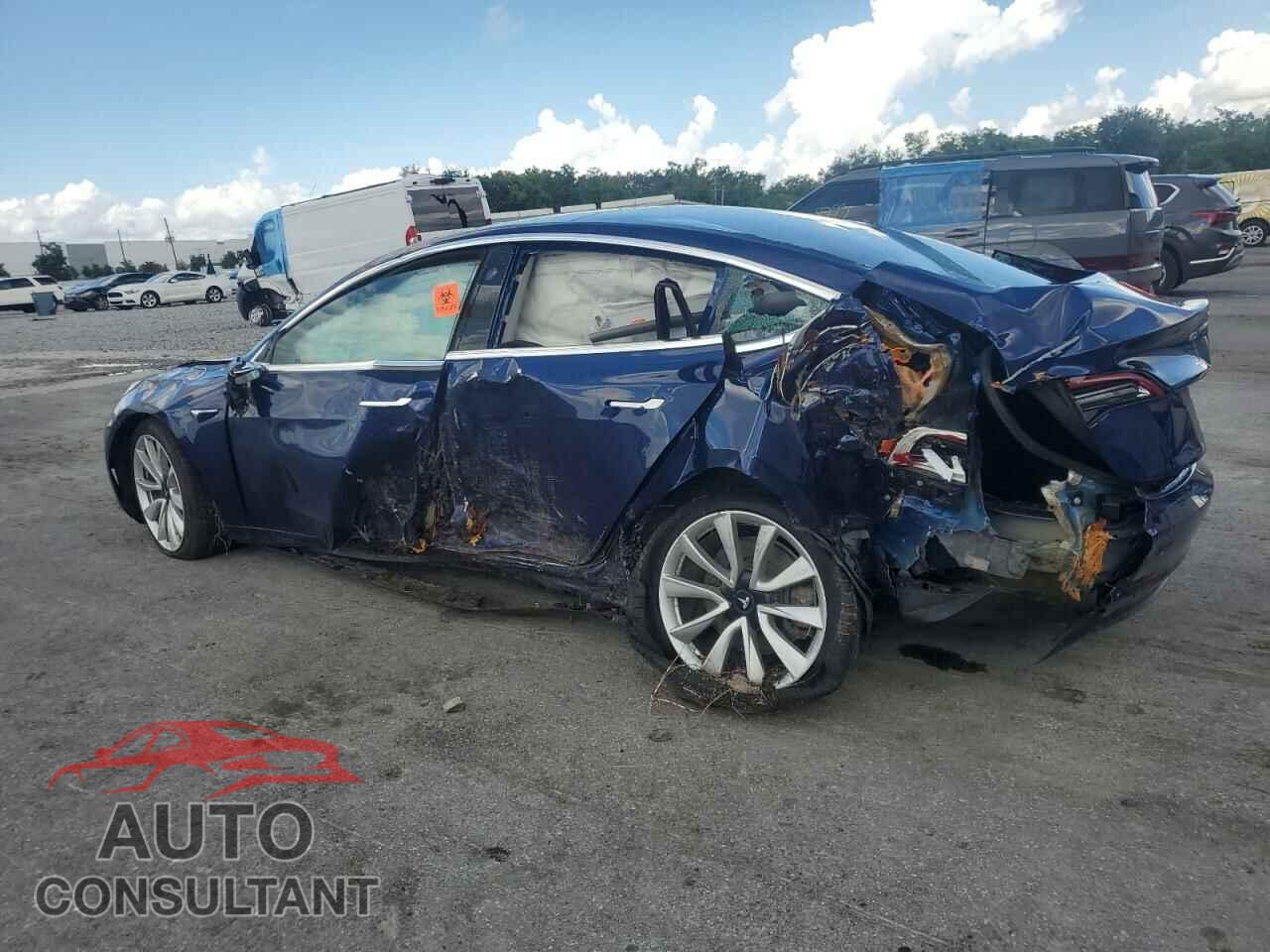 TESLA MODEL 3 2018 - 5YJ3E1EB0JF116073