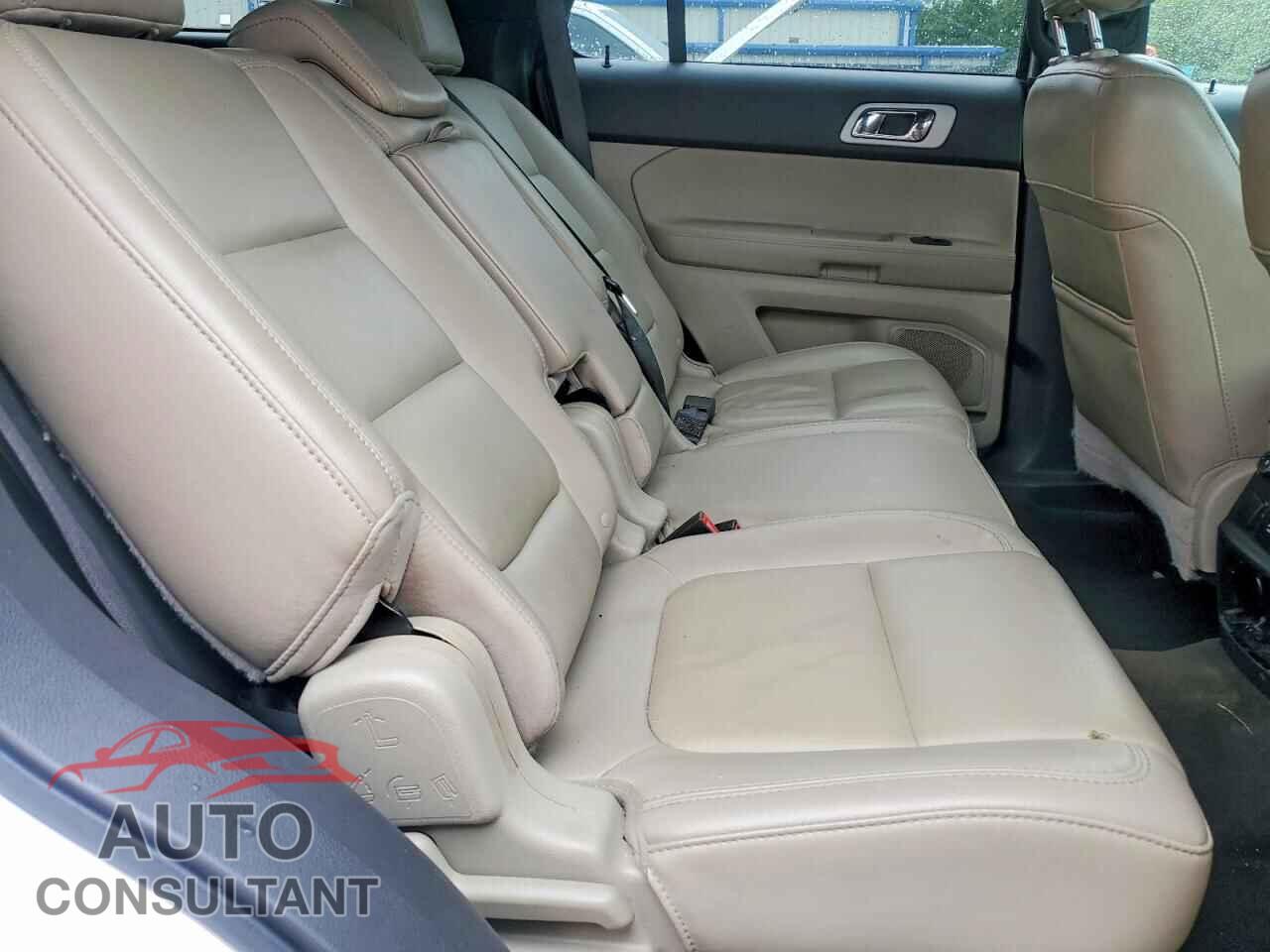 FORD EXPLORER 2015 - 1FM5K7F81FGA66090