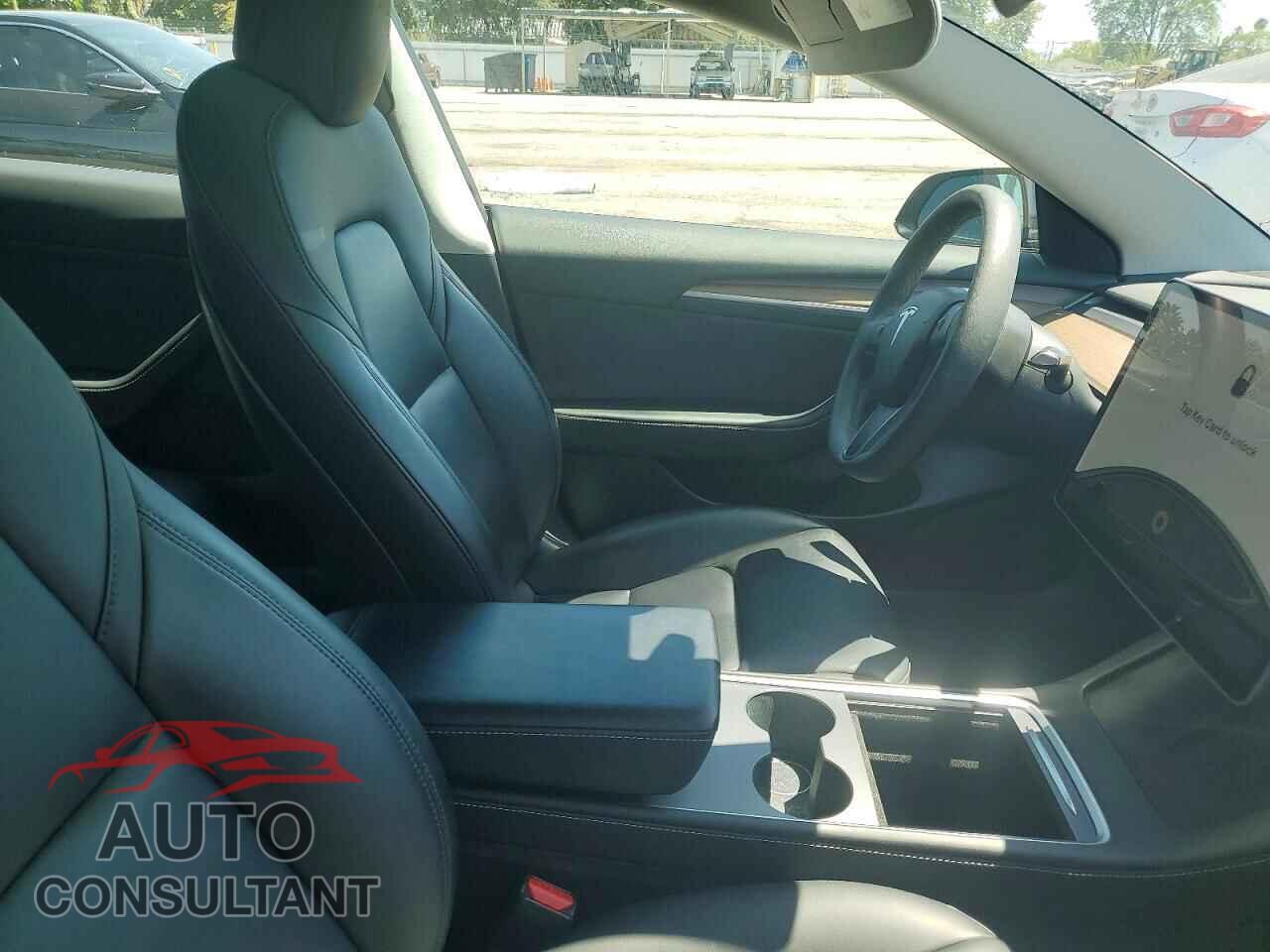 TESLA MODEL 3 2021 - 5YJ3E1EA7MF074710