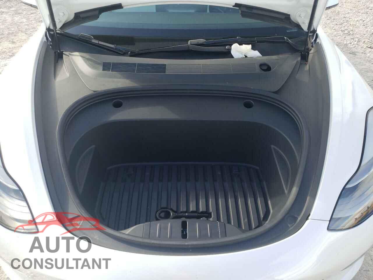 TESLA MODEL 3 2021 - 5YJ3E1EA4MF093845