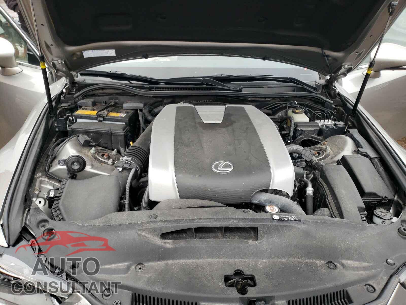 LEXUS IS 2018 - JTHC81D25J5029830