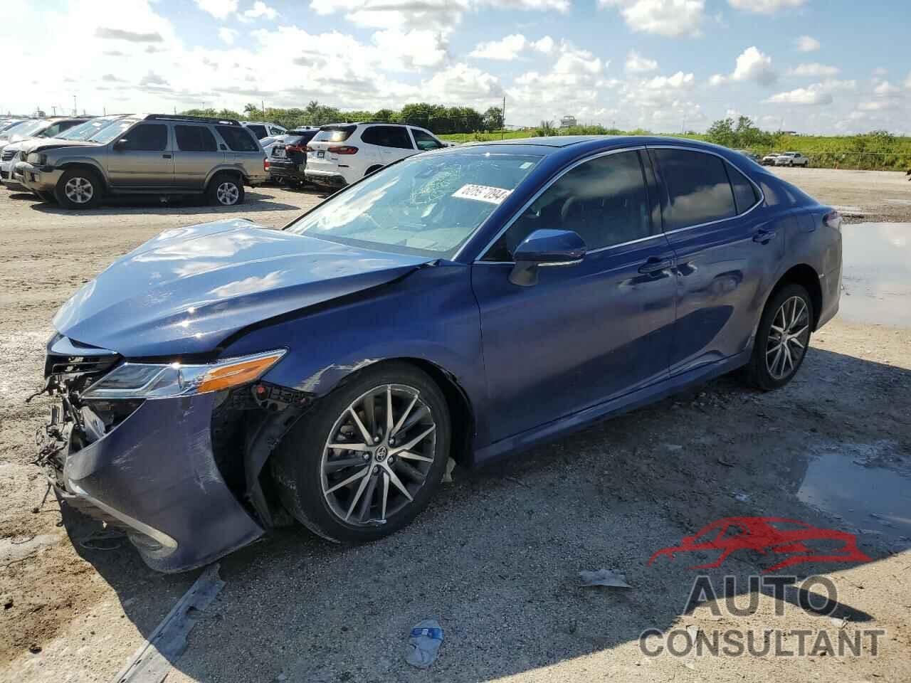 TOYOTA CAMRY 2023 - 4T1F11AK0PU171911