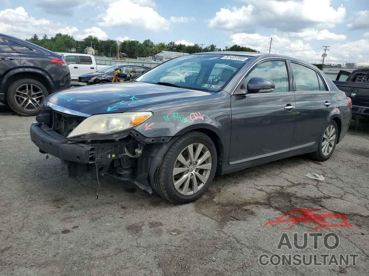 TOYOTA AVALON 2011 - 4T1BK3DB3BU382032